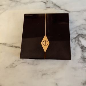 Super Blue eyeshadow quad